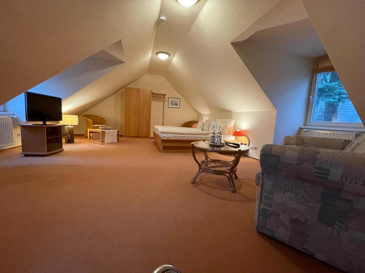 Ellernhof Hotel Dahlenburg Eksteriør billede